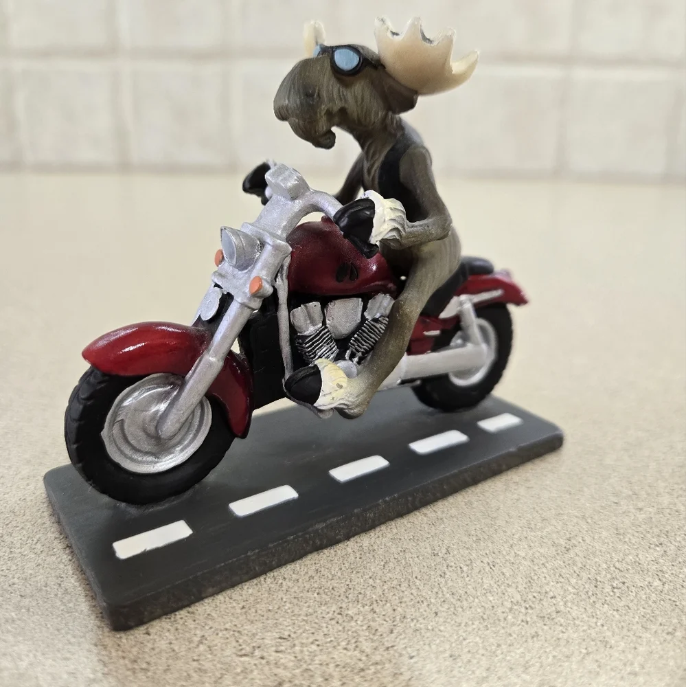 Retired Big Sky Carvers Phyllis Driscoll Mountain Mooses "Motorcycle Moose" 2006 - Picture 6 of 7